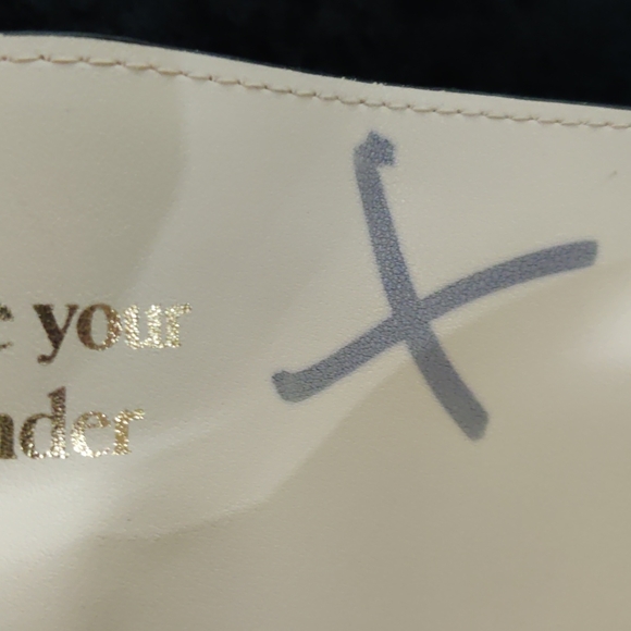 Victoria Secret Handbag. XL - Picture 4 of 4